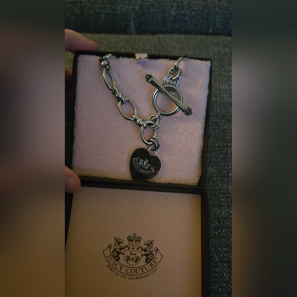 Juicy Couture Silver Heart Necklace - Picture 2 of 3